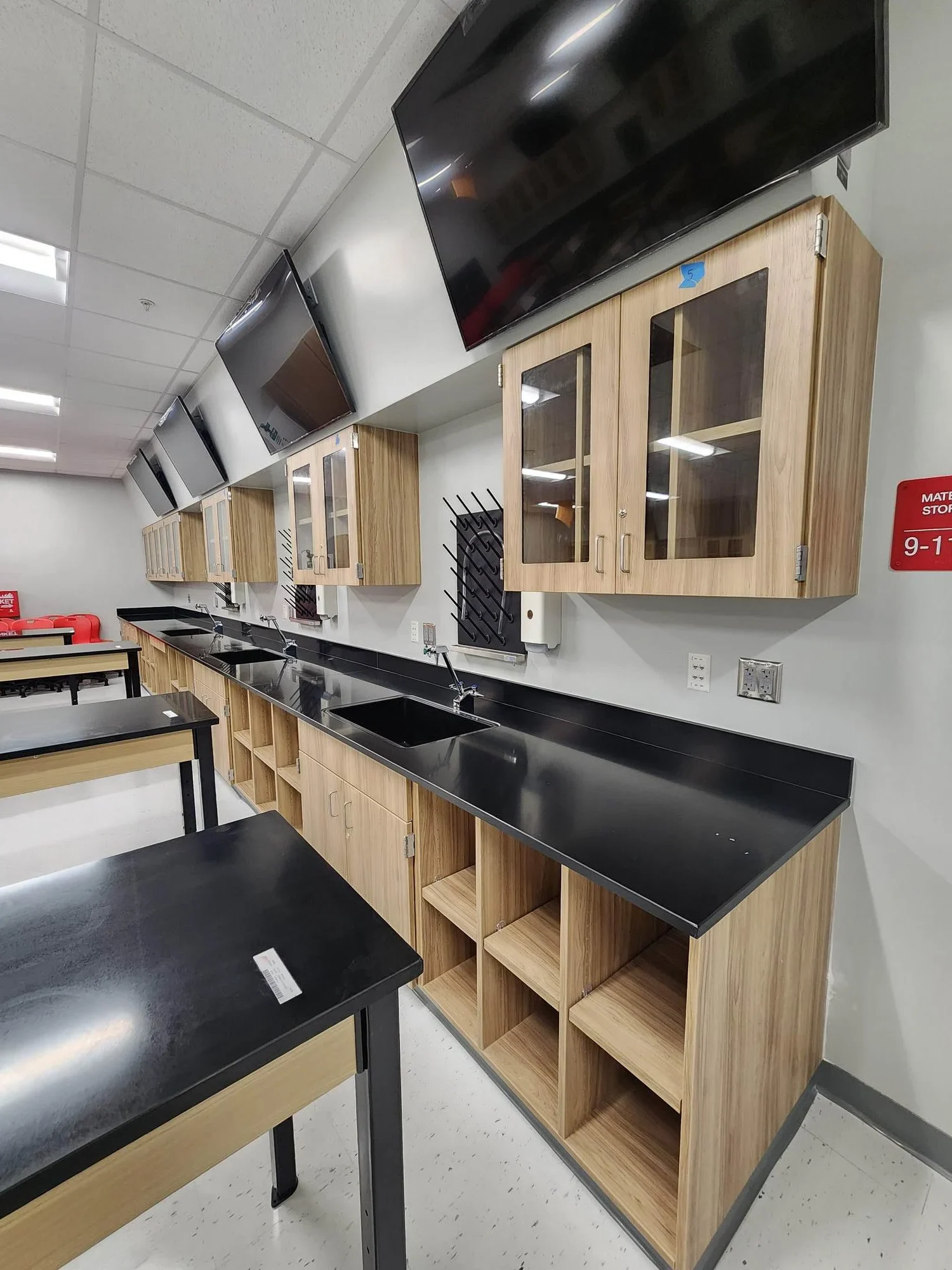 HQ of Brazil Kitchen Remodeling & Closet Designs | Custom Cabinets, Countertops, and Storage Solutions